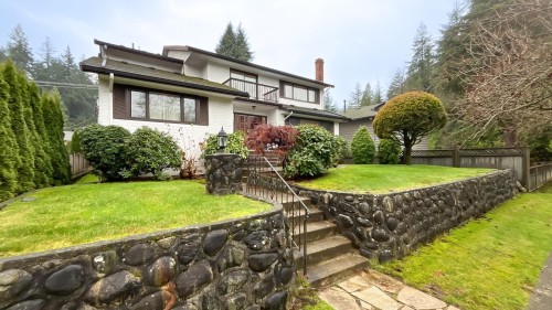 4680 15Th Avenue W, Vancouver, BC 