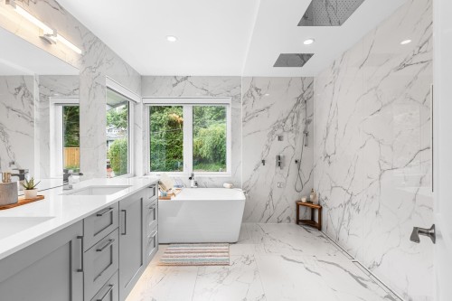 6560 Nelson Avenue, West Vancouver, BC 