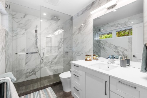 6560 Nelson Avenue, West Vancouver, BC 