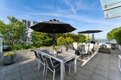 PH2-200 Nelson's Crescent New Westminster, BC V3L 0H9