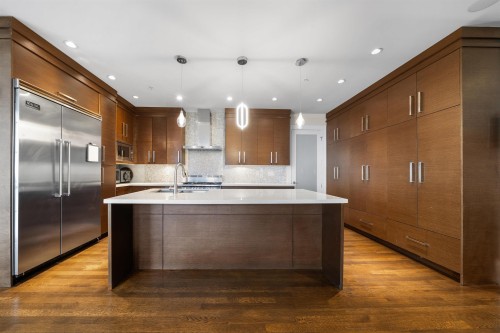 1162 Millstream Road, West Vancouver, BC 