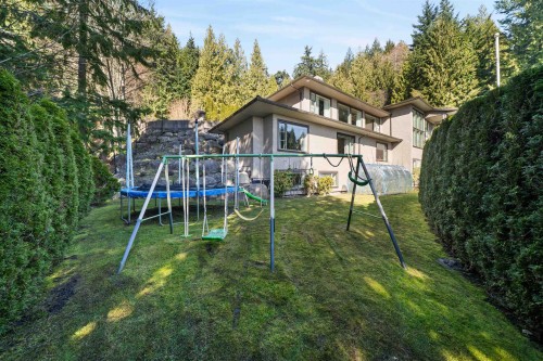 1162 Millstream Road, West Vancouver, BC 