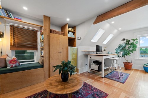 1153 13Th Avenue E, Vancouver, BC 