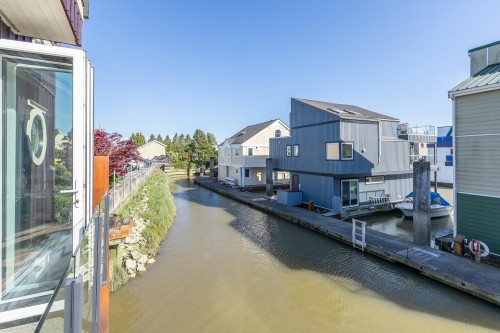 1-3473 River Road W, Delta, BC 