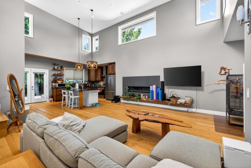 2388 Patricia Avenue, Port Coquitlam, BC 