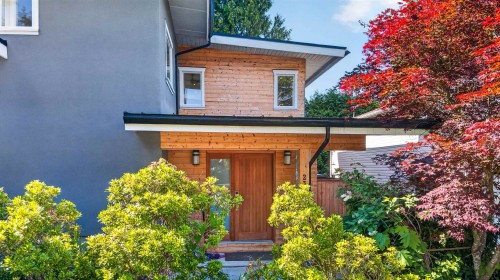 2388 Patricia Avenue, Port Coquitlam, BC 