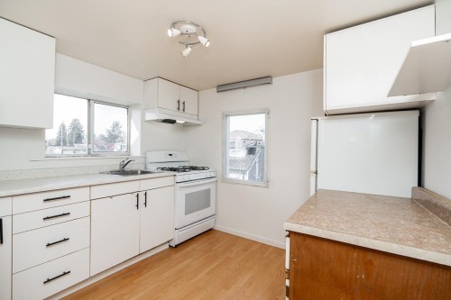 111 61St Avenue E, Vancouver, BC 