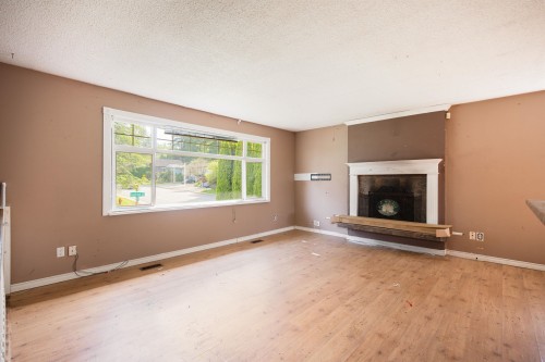 2701 Daybreak Avenue, Coquitlam, BC 