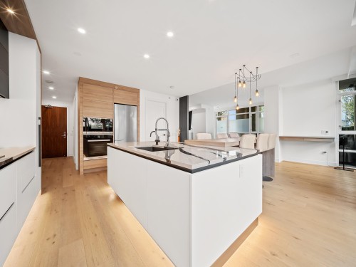 180 Athletes Way, Vancouver, BC 