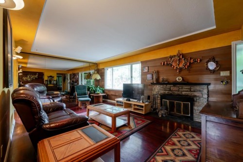 1392 Charland Avenue, Coquitlam, BC 