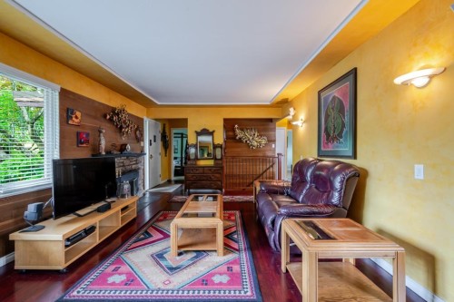 1392 Charland Avenue, Coquitlam, BC 