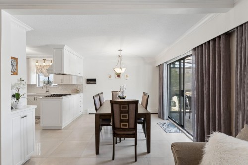 2581 3Rd Avenue E, Vancouver, BC 