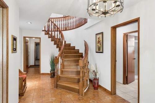 2581 3Rd Avenue E, Vancouver, BC 
