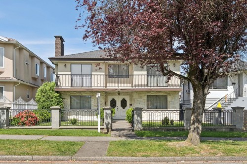 2581 3Rd Avenue E, Vancouver, BC 