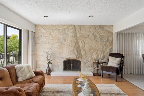 2581 3Rd Avenue E, Vancouver, BC 