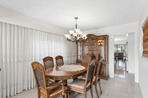 2581 3Rd Avenue E, Vancouver, BC 