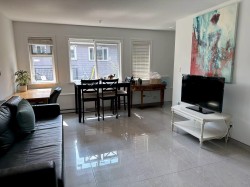 Laneway House-5669 Crown Street Vancouver, BC V6N 0B3