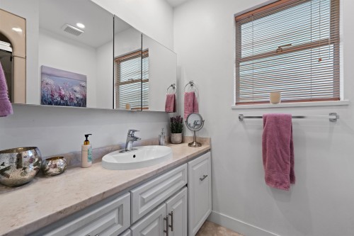 689 Poplar Street, Coquitlam, BC 