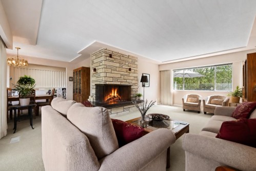 689 Poplar Street, Coquitlam, BC 
