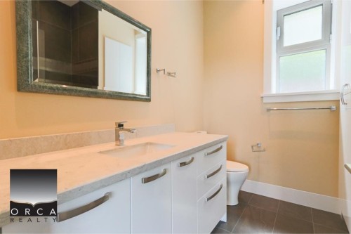 5134 Pitcairn Place, West Vancouver, BC 