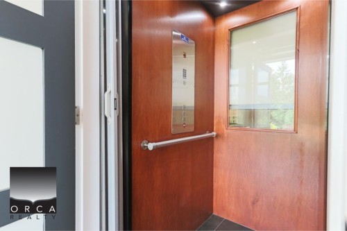 5134 Pitcairn Place, West Vancouver, BC 