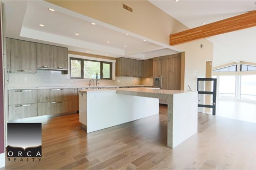 5134 Pitcairn Place, West Vancouver, BC 