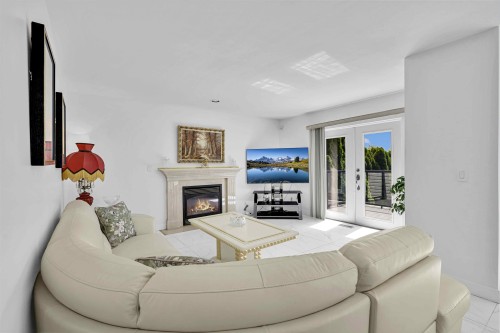 1476 Lansdowne Drive, Coquitlam, BC 