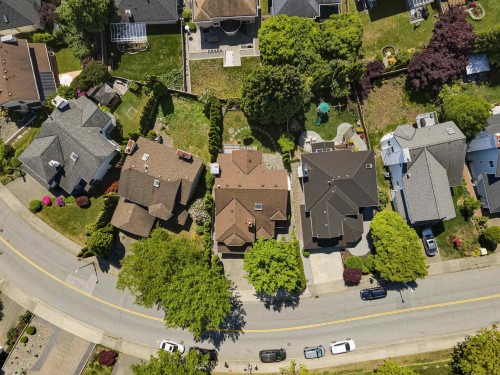 1476 Lansdowne Drive, Coquitlam, BC 