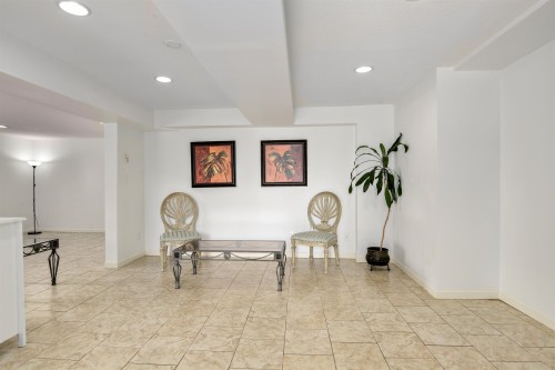 1476 Lansdowne Drive, Coquitlam, BC 