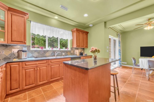 4317 Cliffmont Road, North Vancouver, BC 