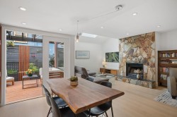 1382 Maple Street  Vancouver, BC V6J 3R9