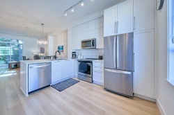 17-19696 Hammond Road Pitt Meadows, BC V3Y 0G7
