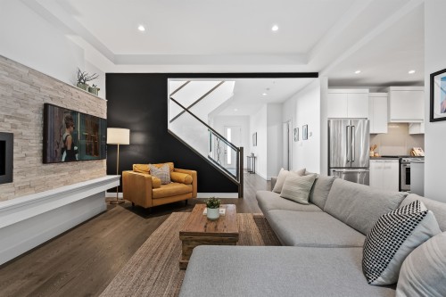 39355 Falcon Crescent, Squamish, BC 