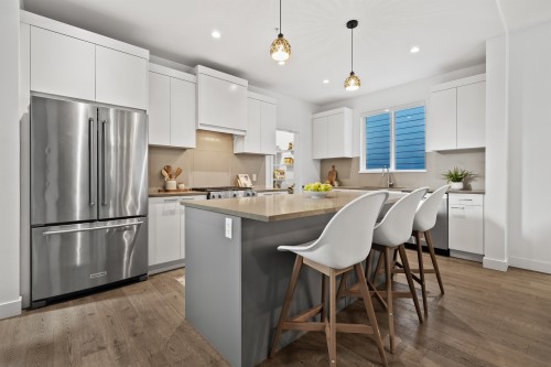 39355 Falcon Crescent, Squamish, BC 