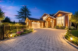 3511 Jesmond Avenue  Richmond, BC V7E 1C2