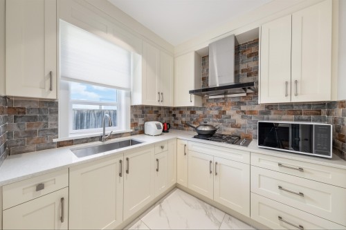3511 Jesmond Avenue, Richmond, BC 