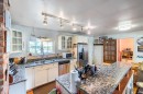 1052 Como Lake Avenue, Coquitlam, BC 