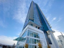 3207-680 Quayside Drive New Westminster, BC V3M 0P2