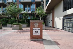 404-10 Renaissance Square New Westminster, BC V3M 7B1