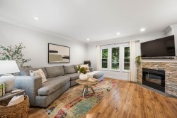 11-2590 Panorama Drive  Coquitlam, BC V3E 2W9
