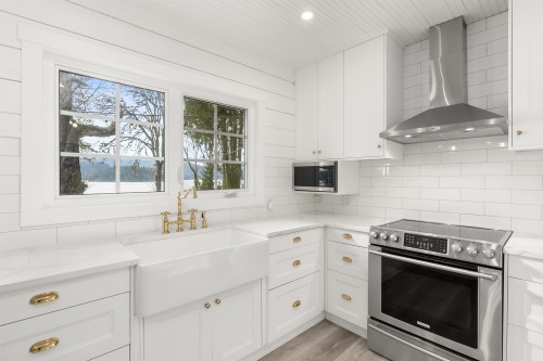 6129 Sechelt Inlet Road, Sechelt, BC 