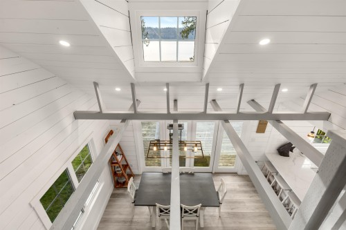 6129 Sechelt Inlet Road, Sechelt, BC 
