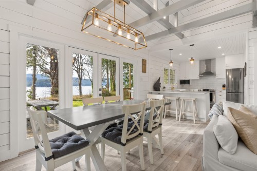 6129 Sechelt Inlet Road, Sechelt, BC 