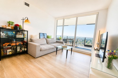 2101-6699 Dunblane Avenue  Burnaby, BC V5H 0J8
