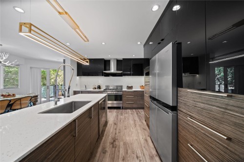 609 Lidster Place, New Westminster, BC 