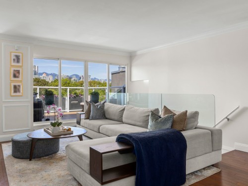 2218 Spruce Street, Vancouver, BC 