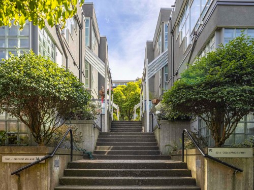 2218 Spruce Street, Vancouver, BC 