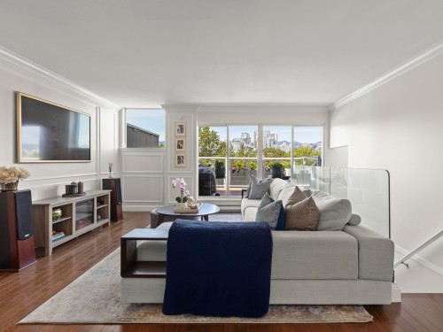 2218 Spruce Street, Vancouver, BC 