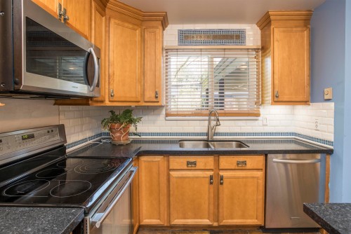 1-12101 Schmidt Crescent, Maple Ridge, BC 
