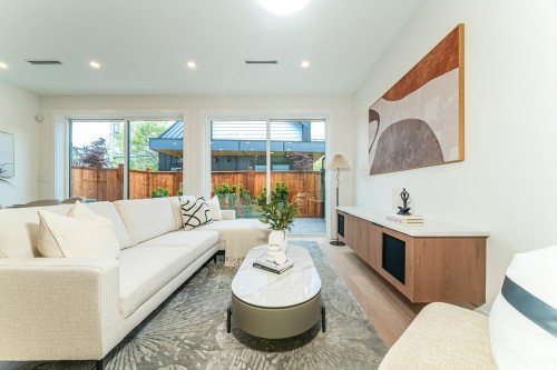 1935 4Th Avenue E, Vancouver, BC 